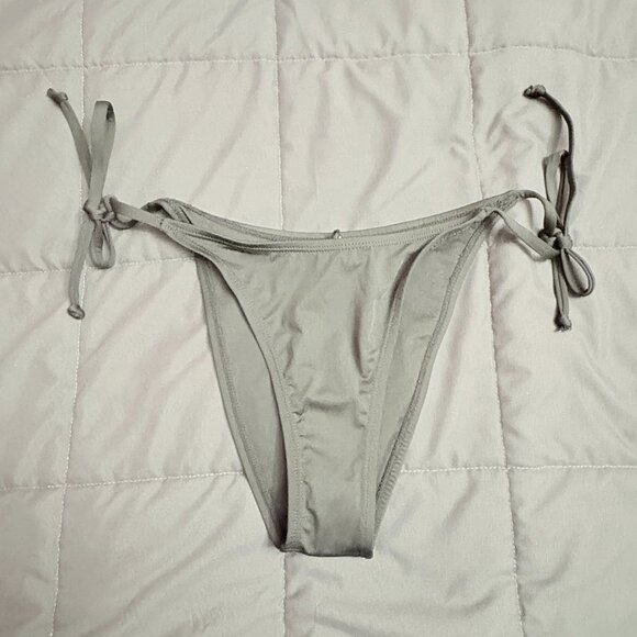 Cotton On Women's Side-Tie Brazilian Bikini Bottoms - Size: Small - NWT - Picture 1 of 9